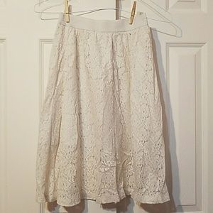 Lace mid-length skirt